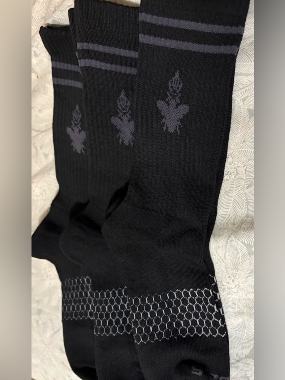 NWOT 3 pairs of medium Black Men's Athletic Crew Socks with Gray Accents